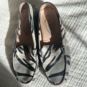 Toms Black and White Zebra Print Loafers